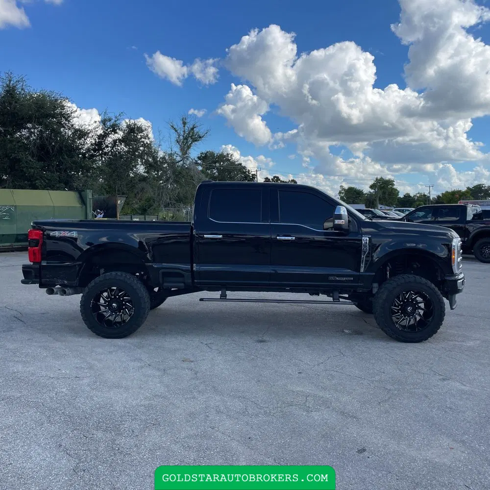 2023 Ford F-350 Super Duty Platinum