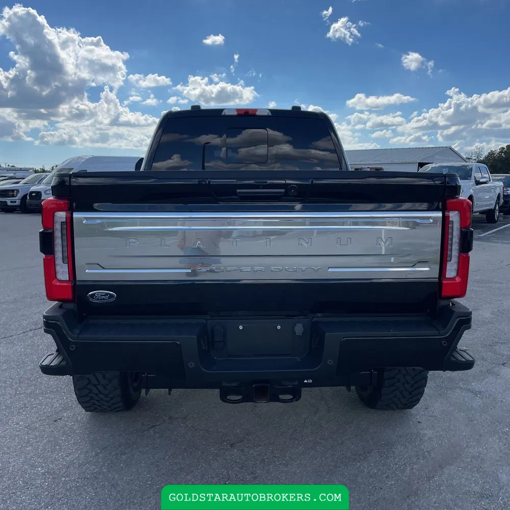 2023 Ford F-350 Super Duty Platinum