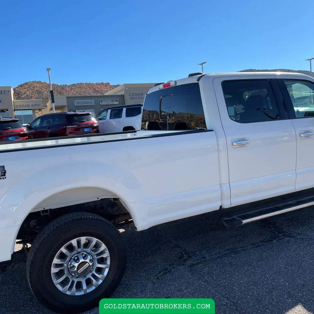 2022 Ford F-350 Super Duty Lariat