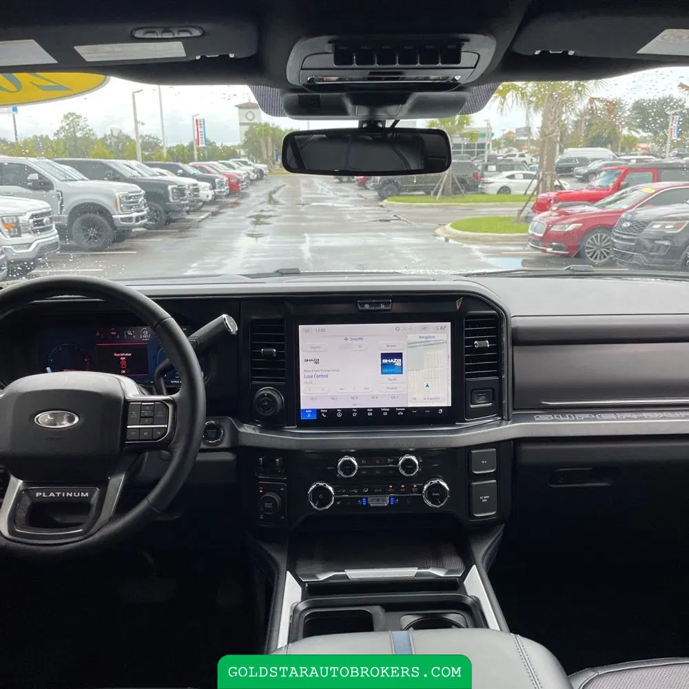 2025 Ford F-350 Super Duty Platinum