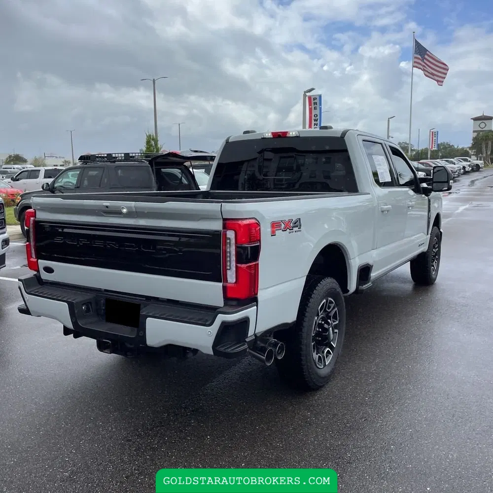 2025 Ford F-350 Super Duty Platinum