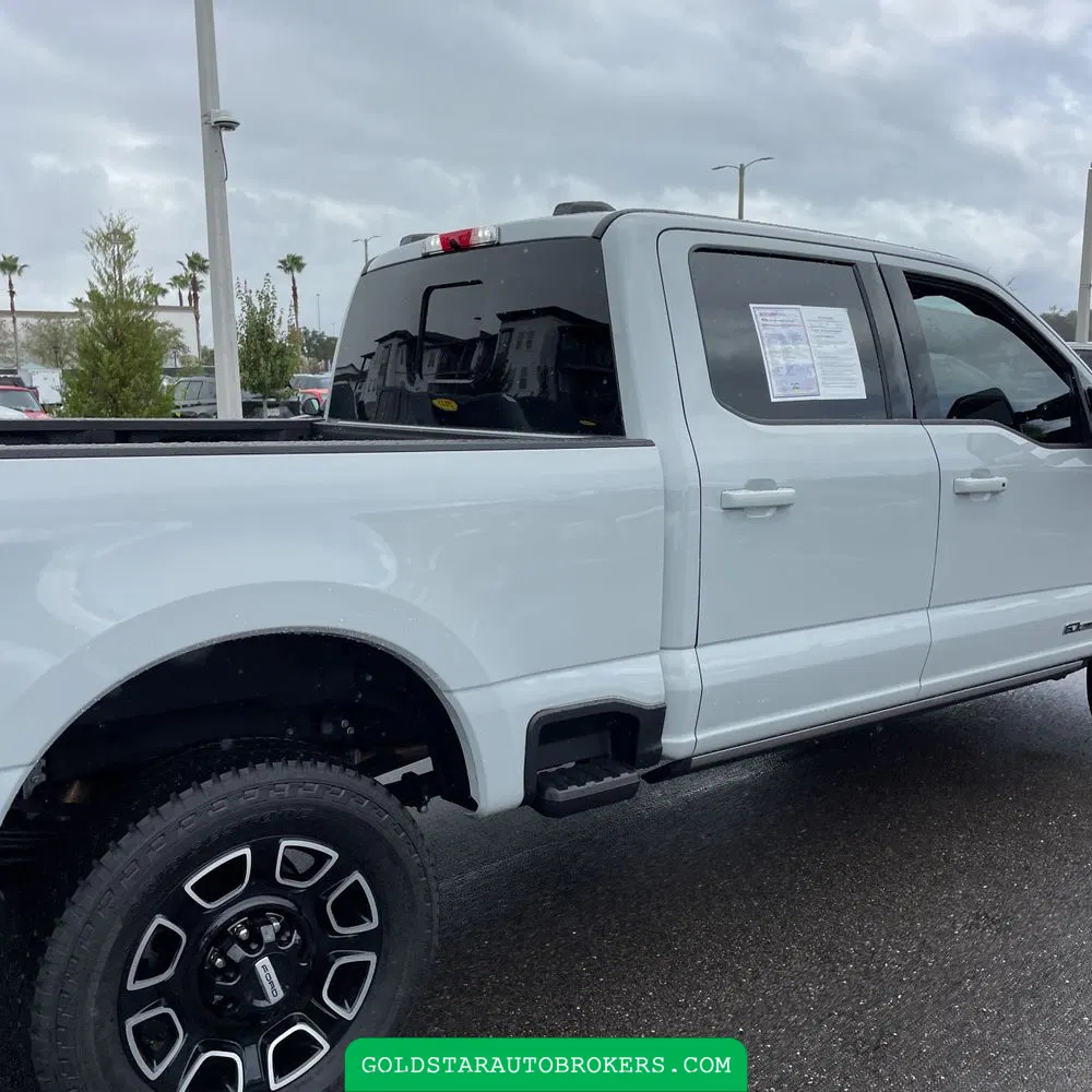 2025 Ford F-350 Super Duty Platinum