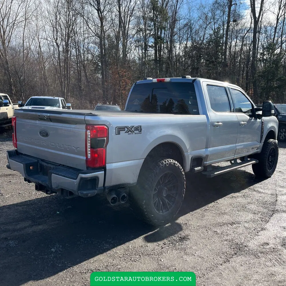 2023 Ford F-350 Super Duty Lariat