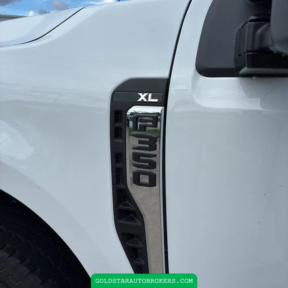 2024 Ford F-350 Super Duty XL