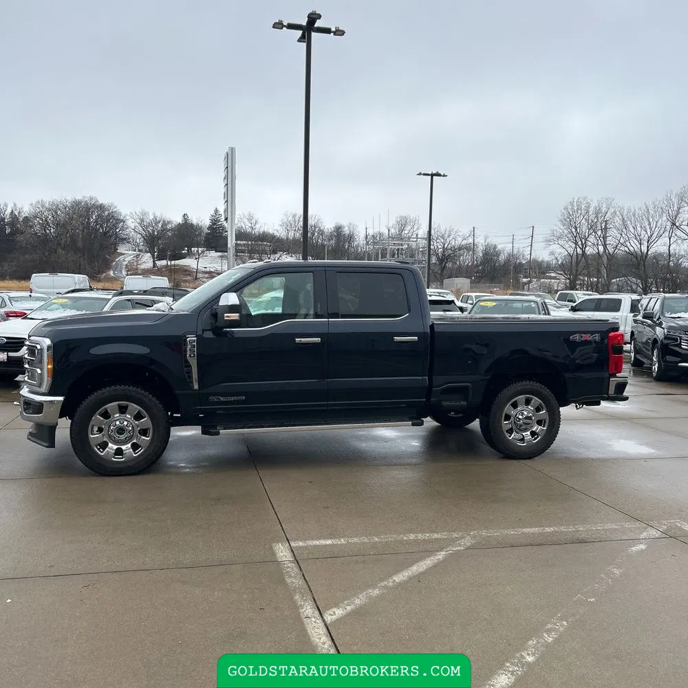 2023 Ford F-350 Super Duty Lariat