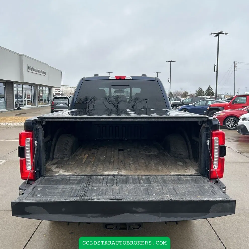2023 Ford F-350 Super Duty Lariat