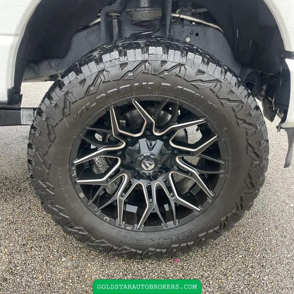 2023 Ford F350 S/D Lariat