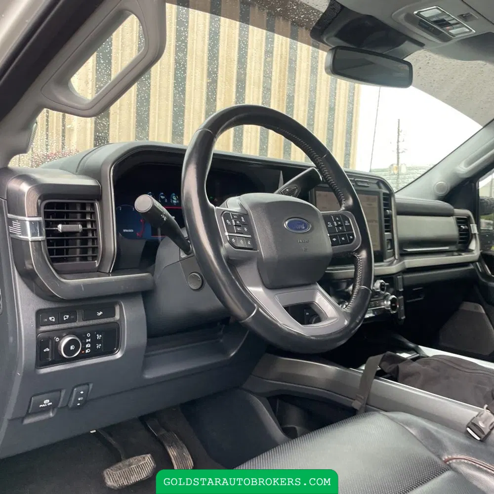 2023 Ford F350 S/D Lariat
