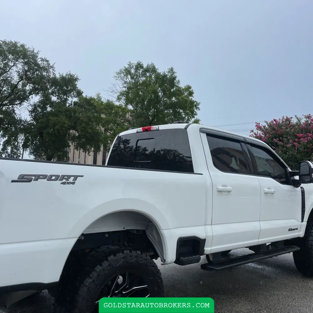 2023 Ford F350 S/D Lariat