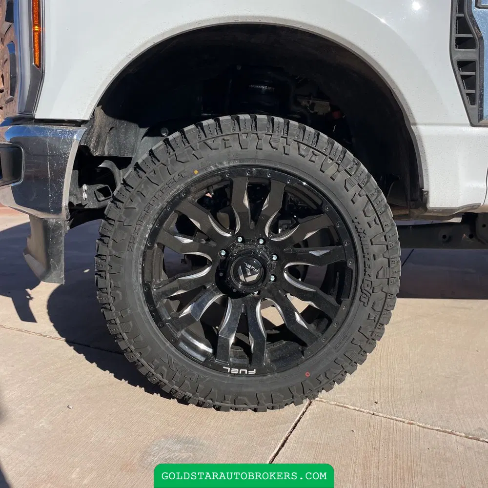 2025 Ford F-350 Super Duty Lariat