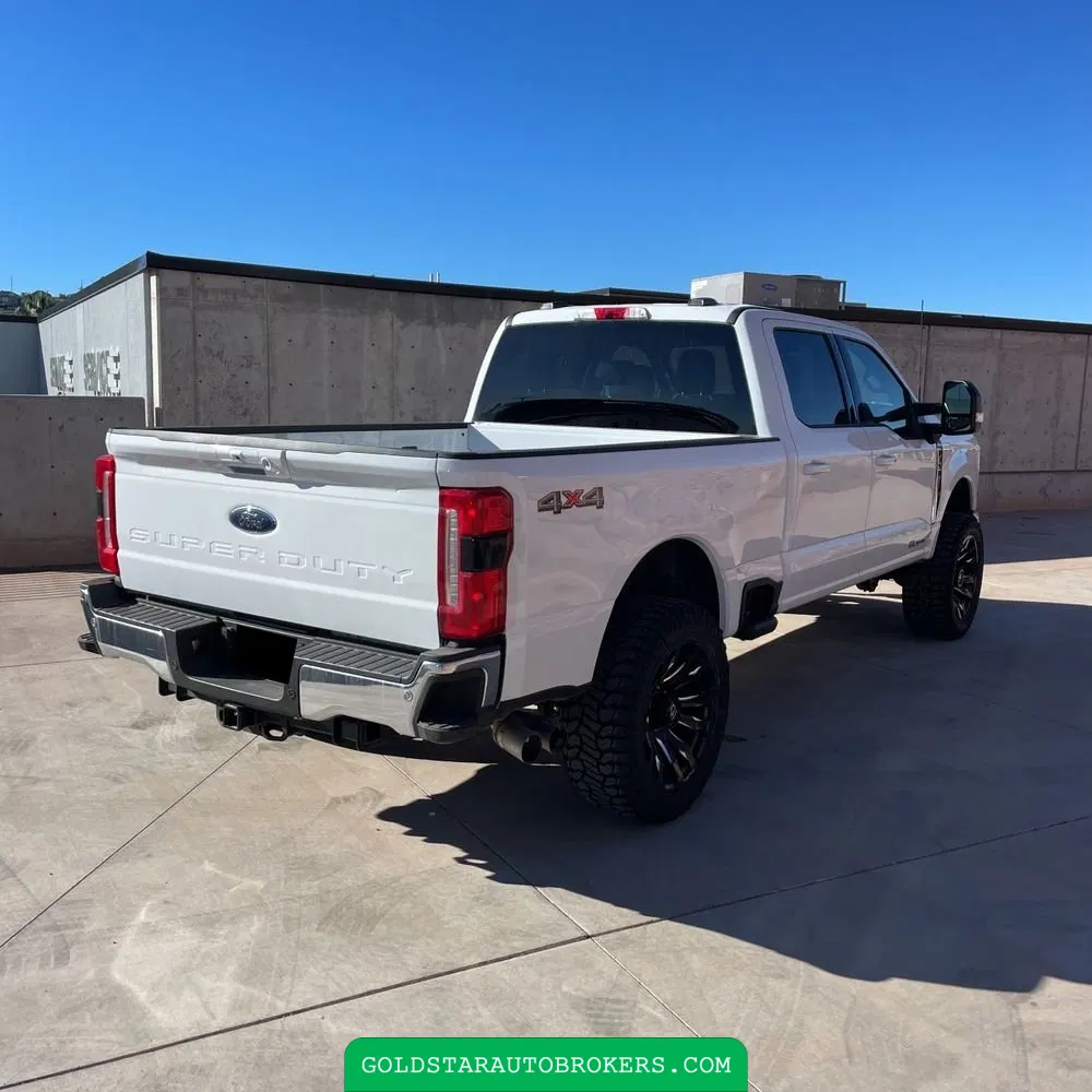 2025 Ford F-350 Super Duty Lariat