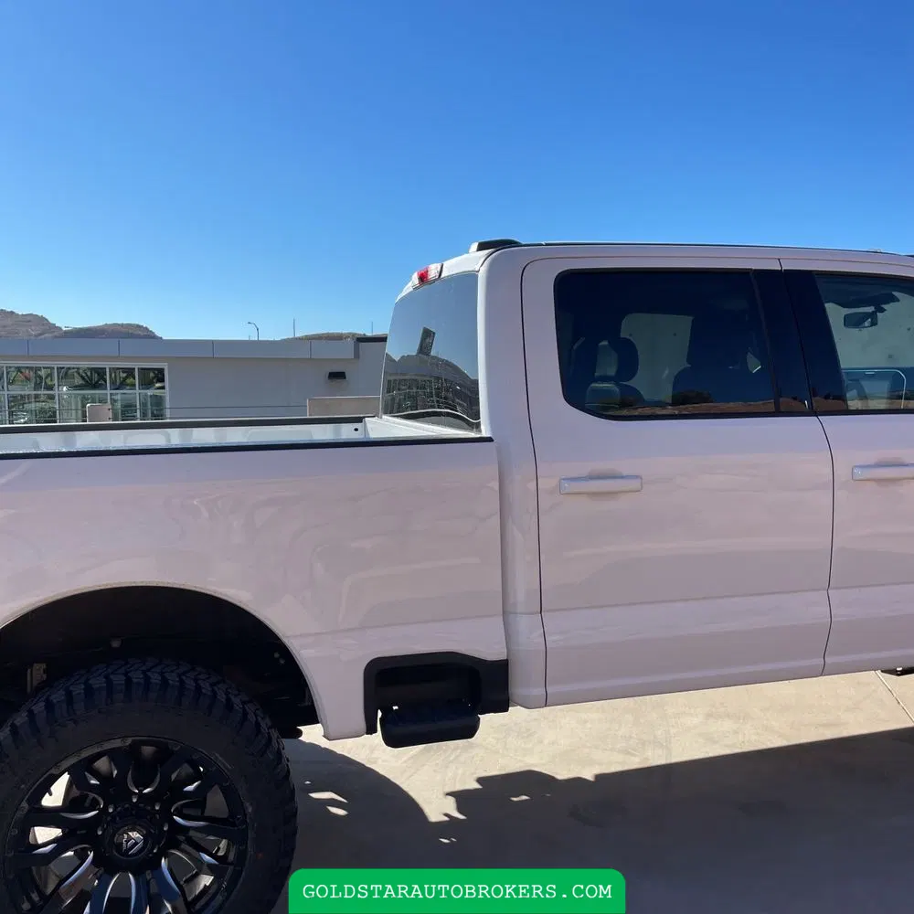 2025 Ford F-350 Super Duty Lariat