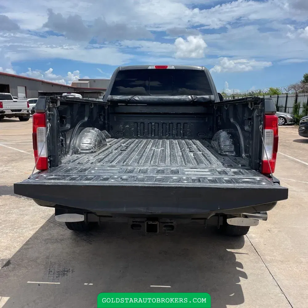 2018 Ford F-350 Super Duty Lariat