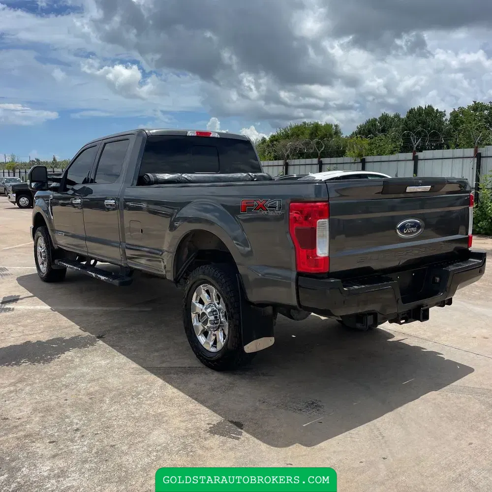 2018 Ford F-350 Super Duty Lariat