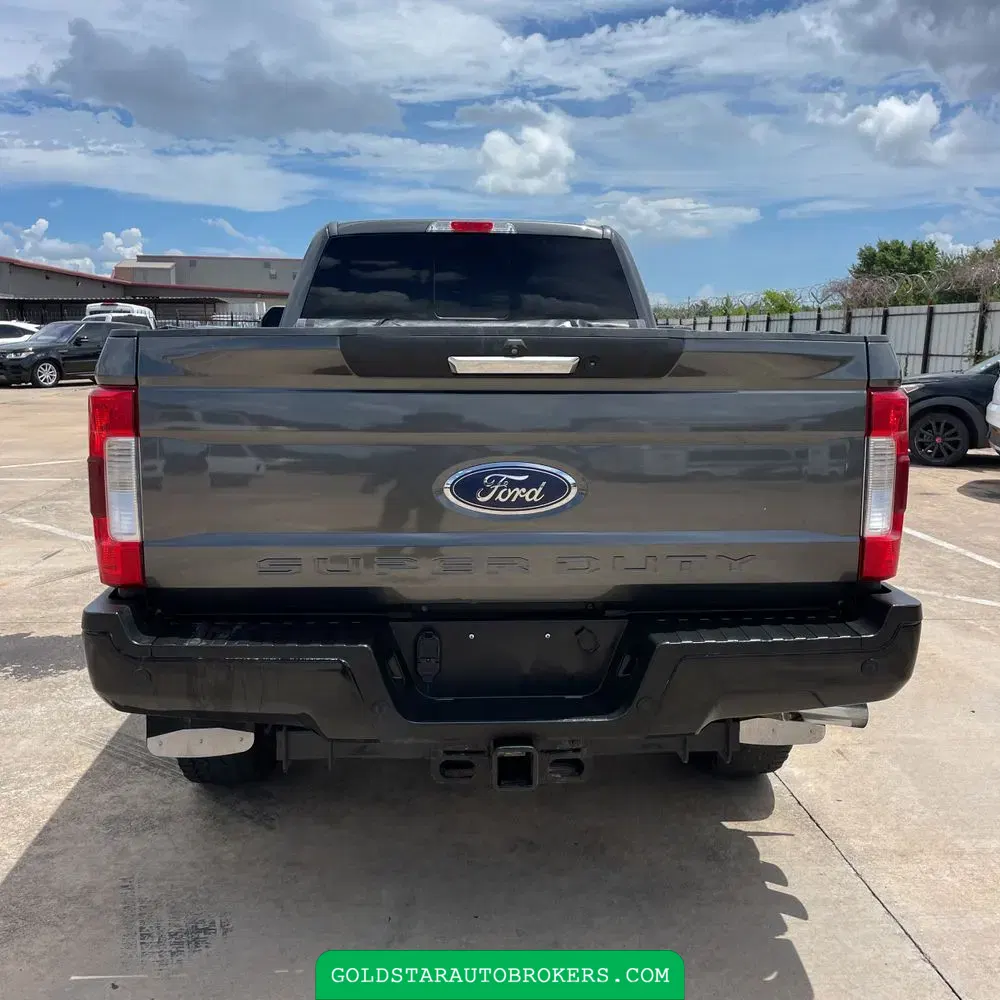 2018 Ford F-350 Super Duty Lariat