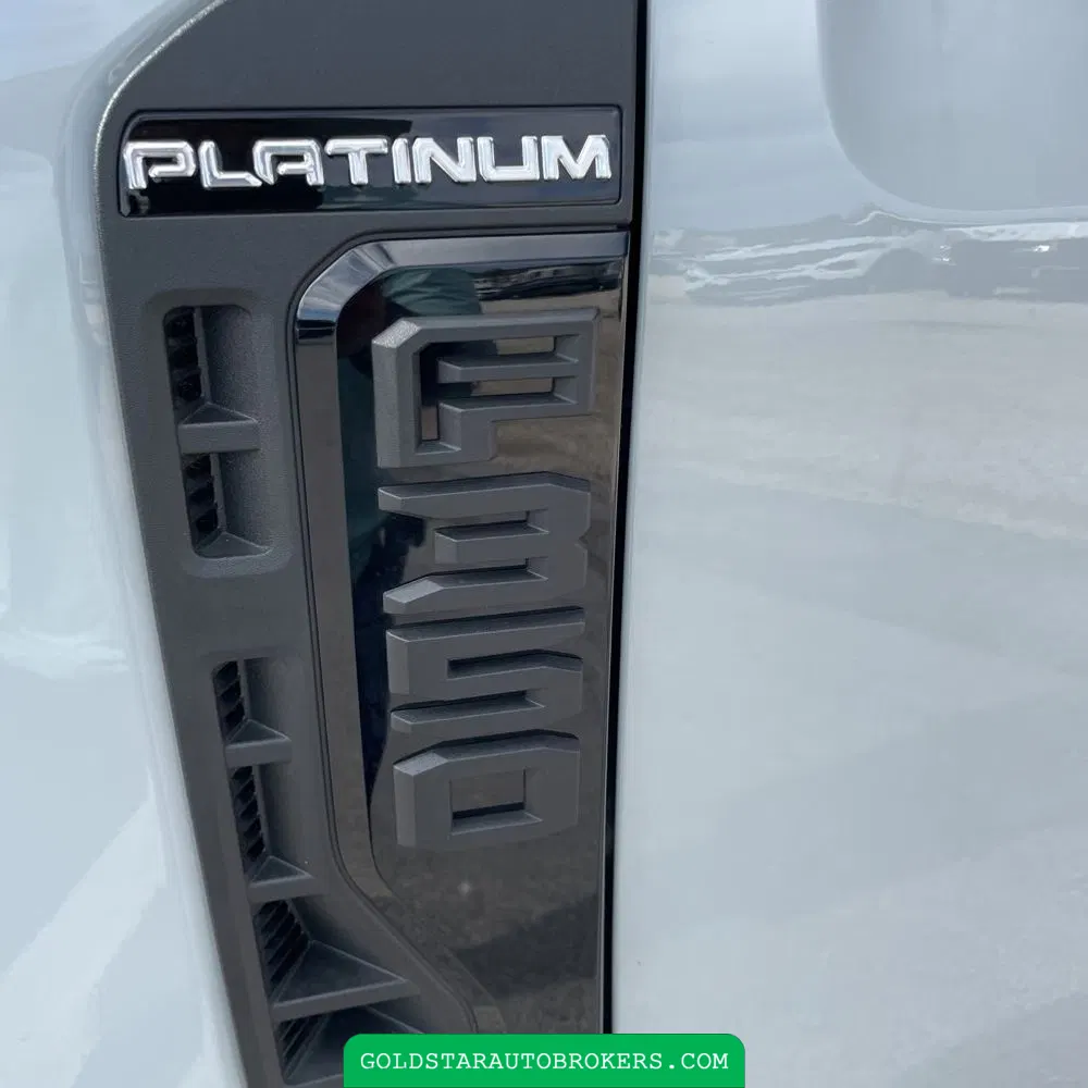 2025 Ford F-350 Super Duty Platinum