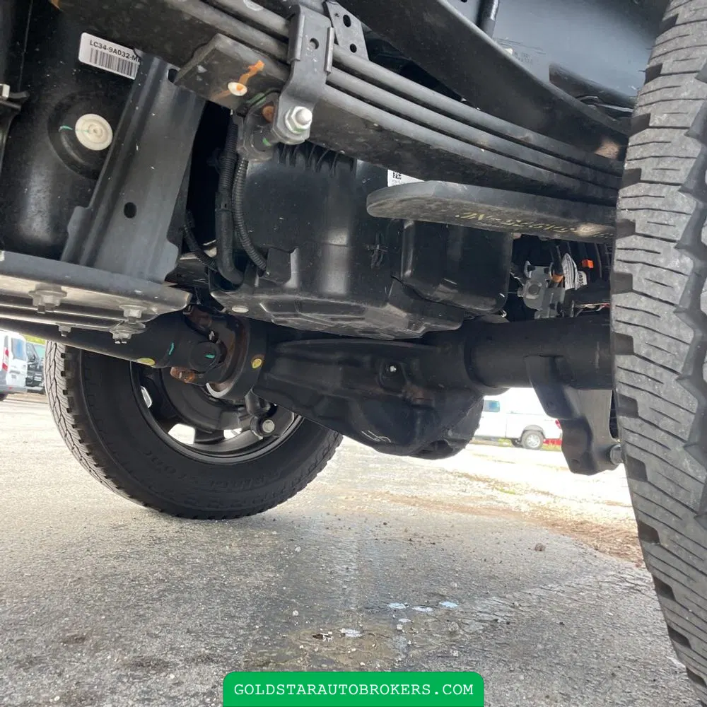 2025 Ford F-350 Super Duty Platinum