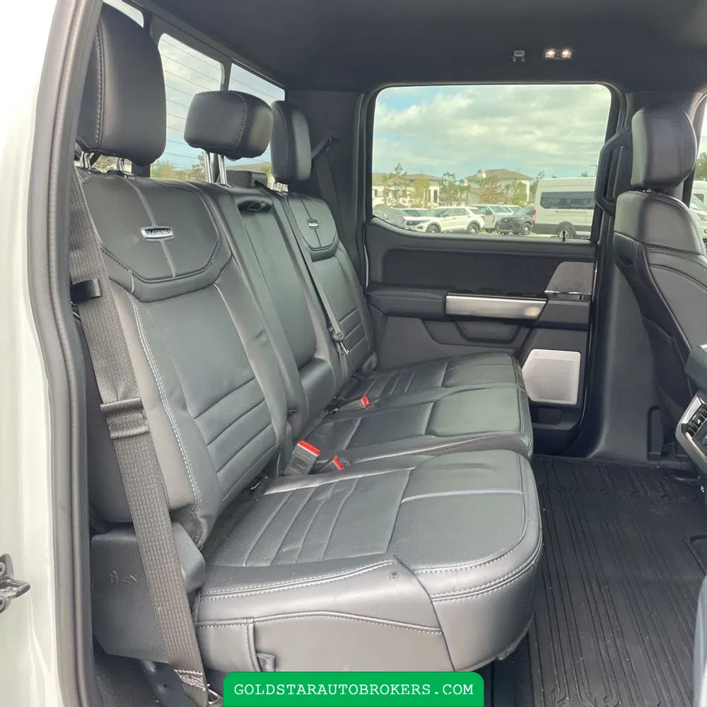 2025 Ford F-350 Super Duty Platinum