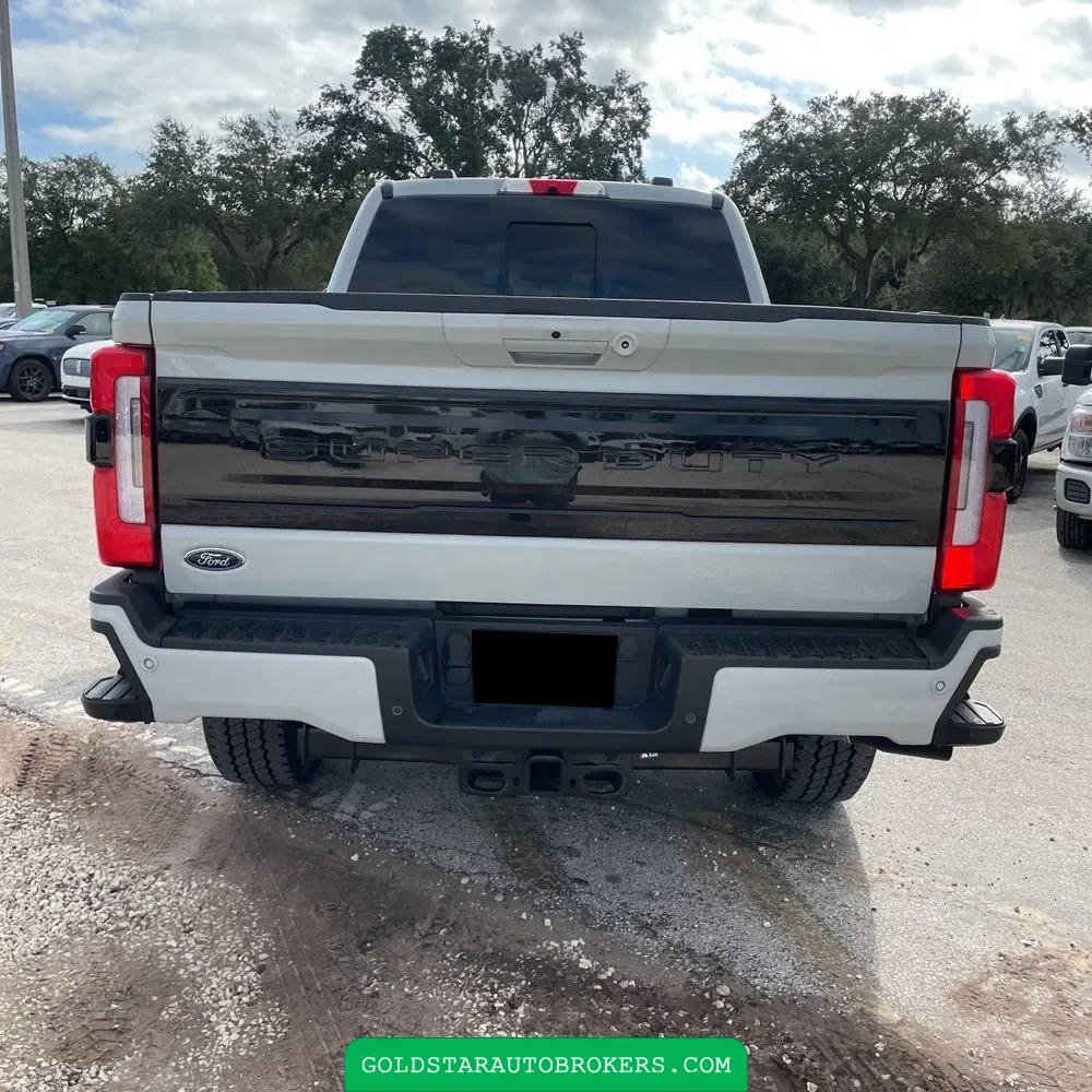 2025 Ford F-350 Super Duty Platinum