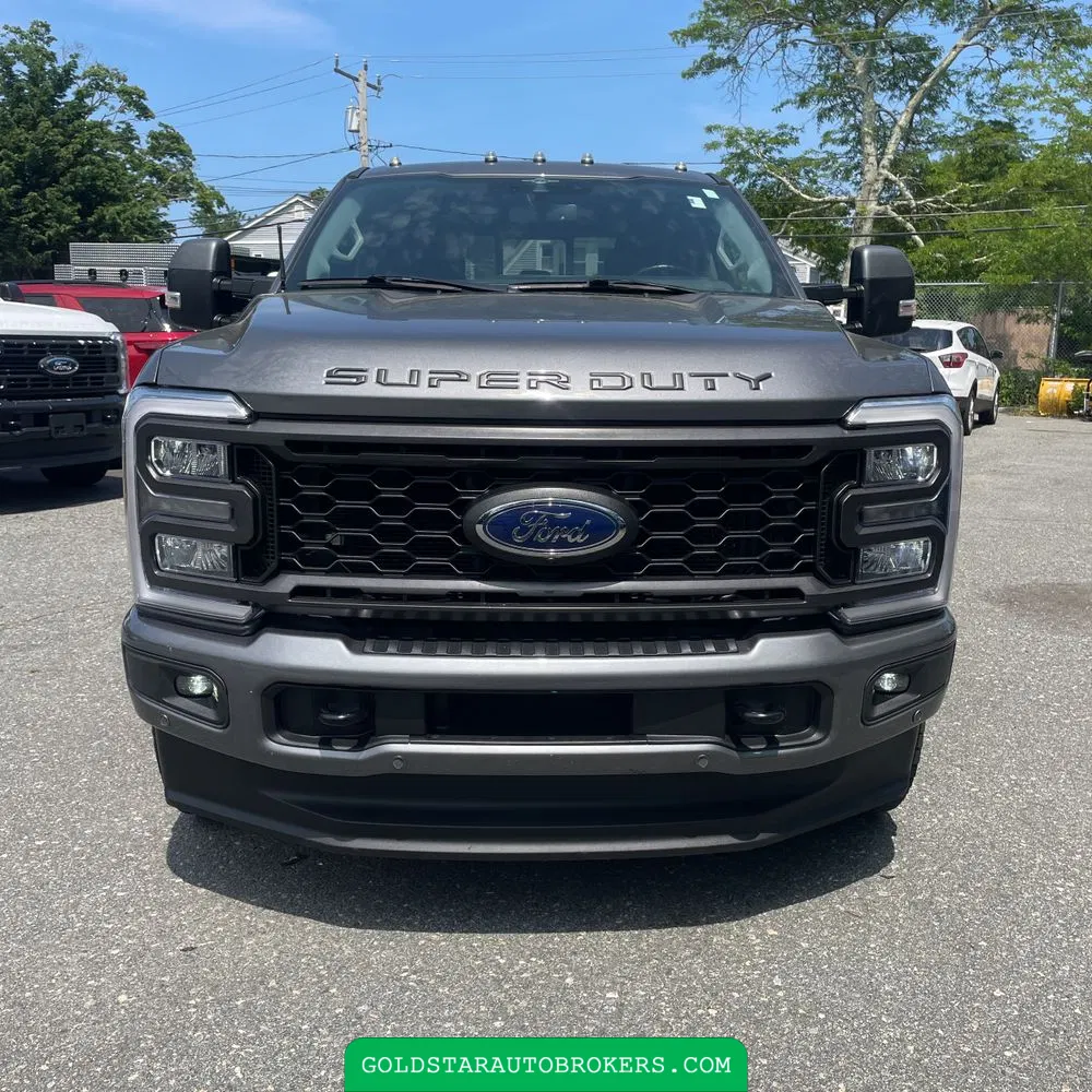 2023 Ford F-350 Super Duty Lariat