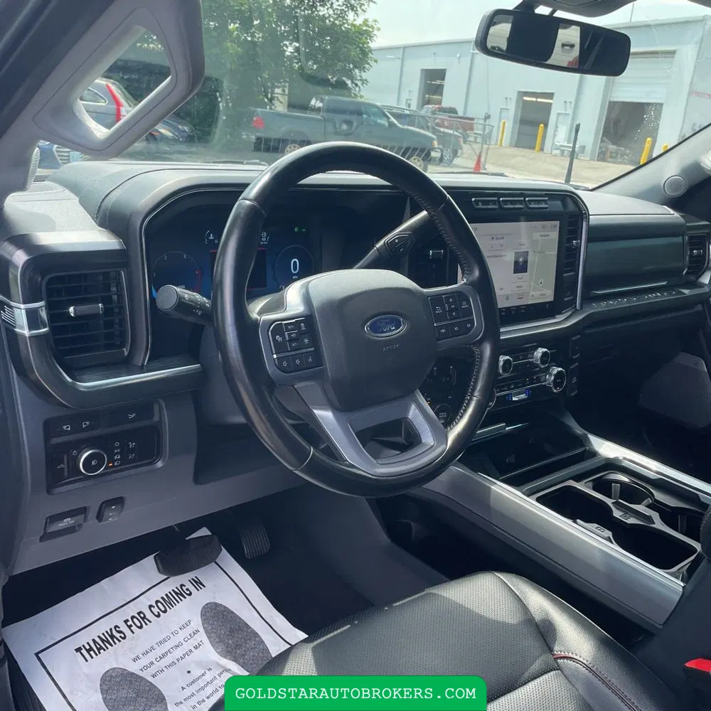 2023 Ford F-350 Super Duty Lariat