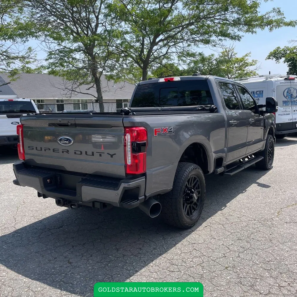 2023 Ford F-350 Super Duty Lariat