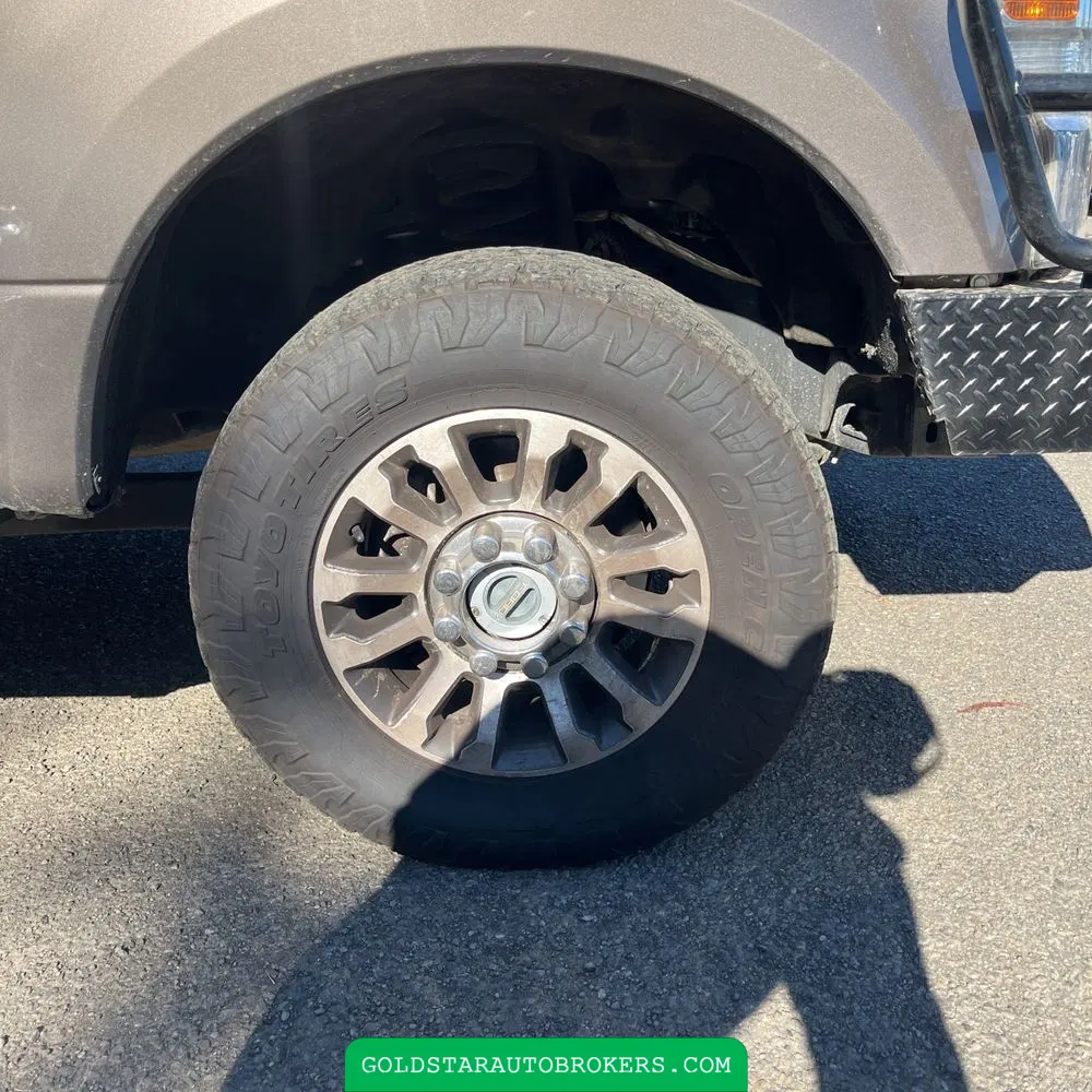2022 Ford F-350 Super Duty Lariat