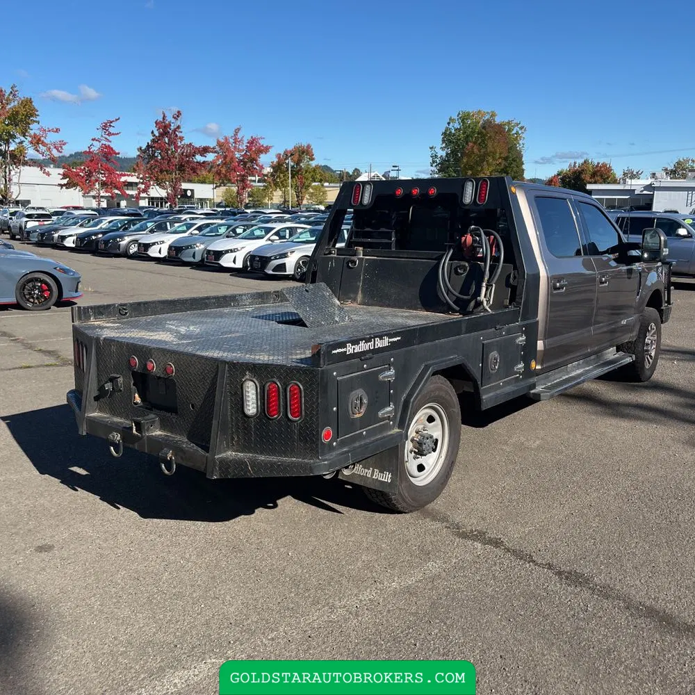 2022 Ford F-350 Super Duty Lariat