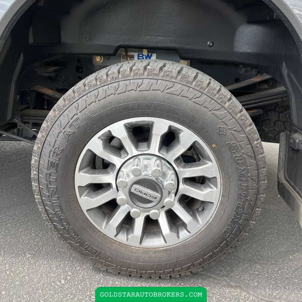 2022 Ford F-350 Super Duty Lariat