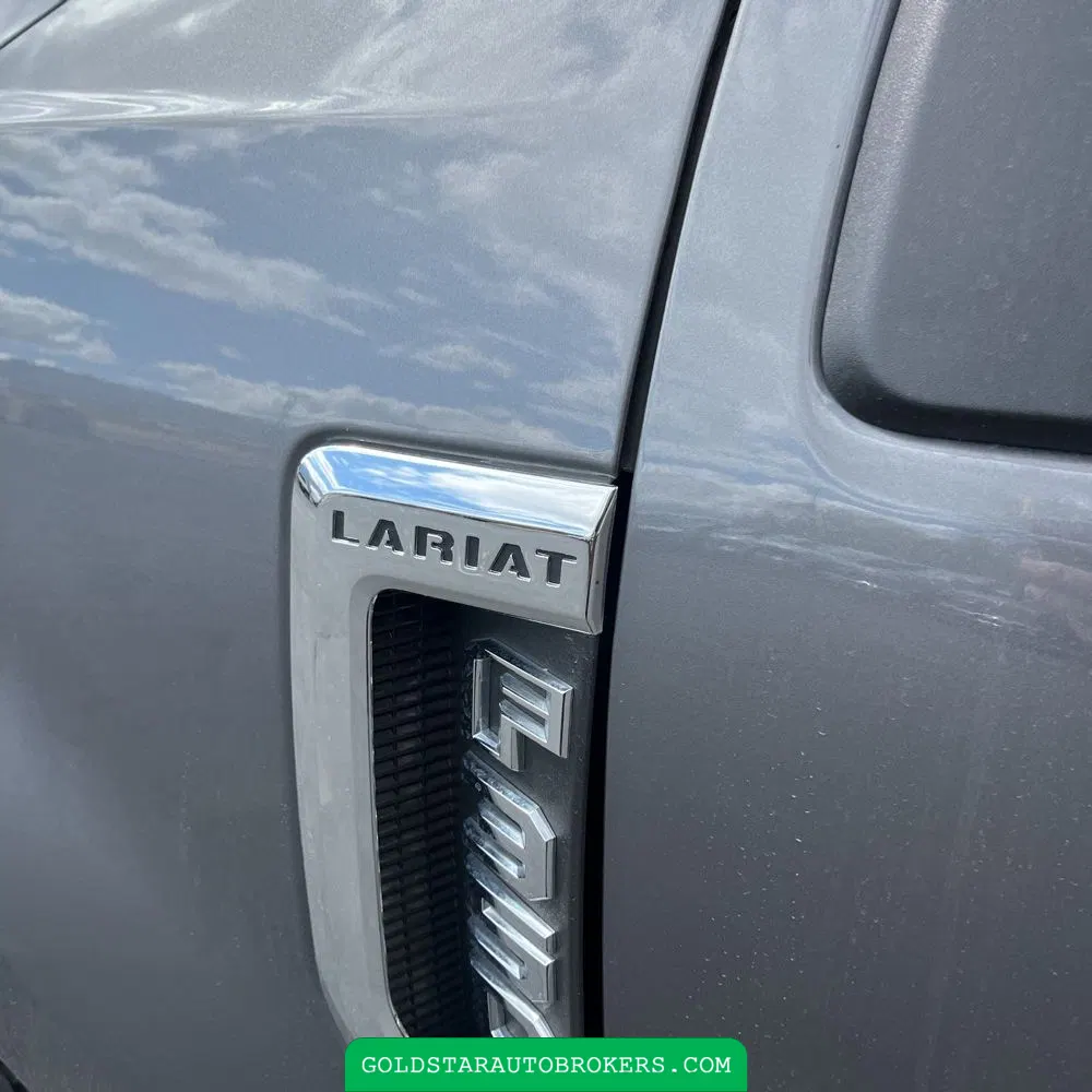 2022 Ford F-350 Super Duty Lariat