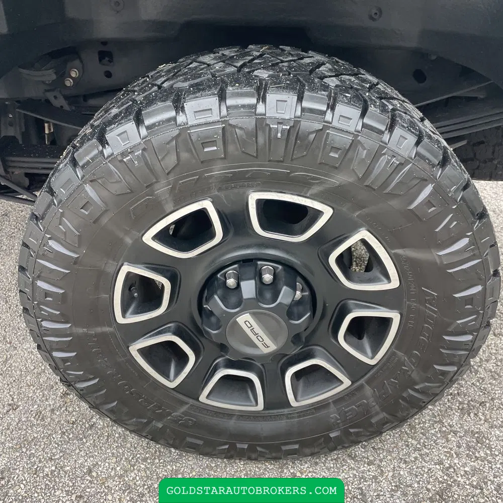 2022 Ford F-350 Super Duty Platinum