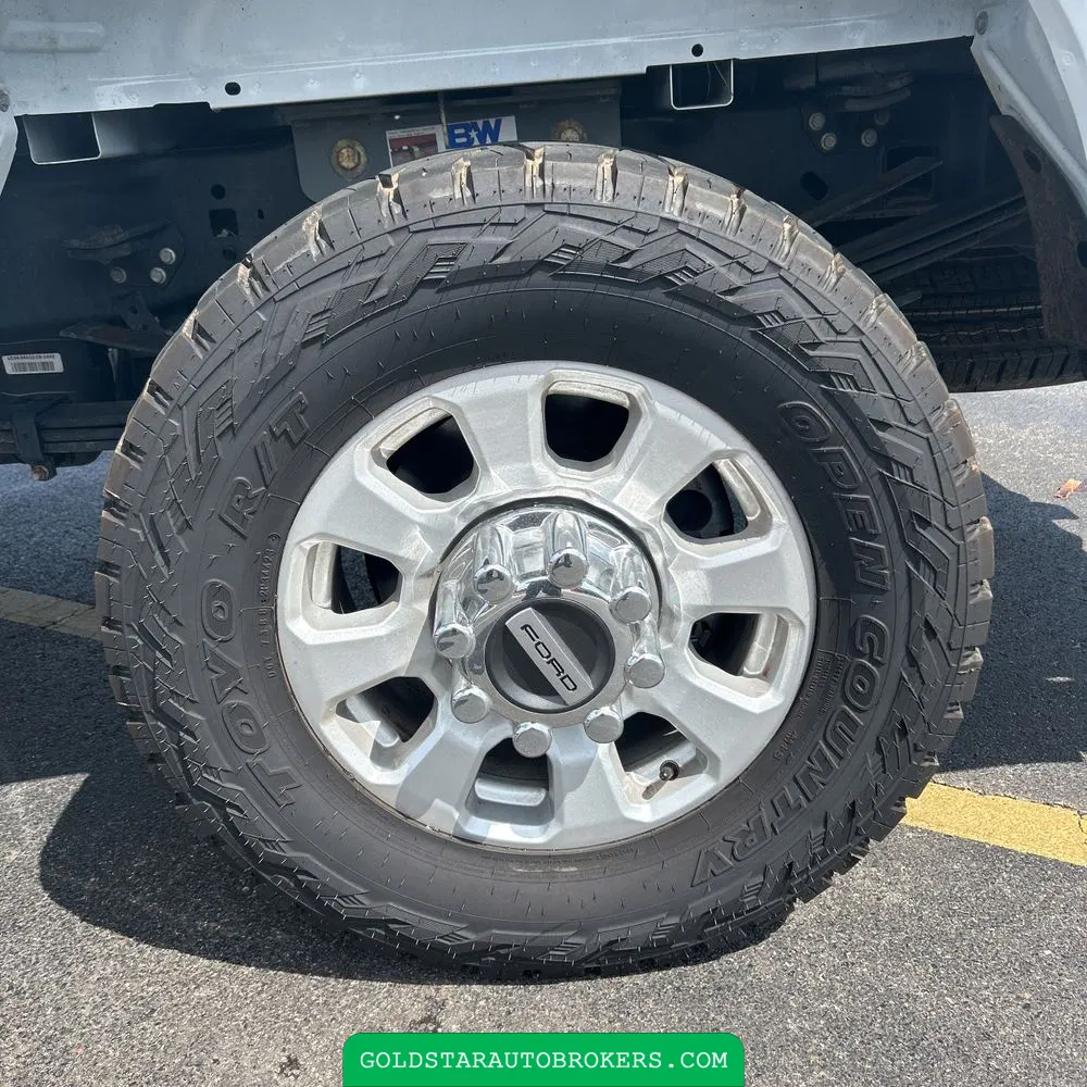 2024 Ford F-350 Super Duty XLT