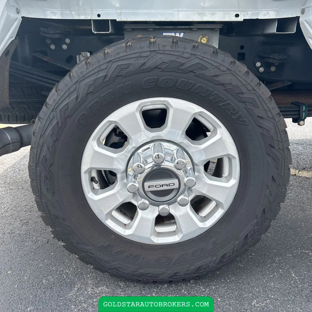 2024 Ford F-350 Super Duty XLT