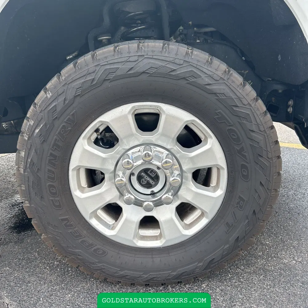 2024 Ford F-350 Super Duty XLT