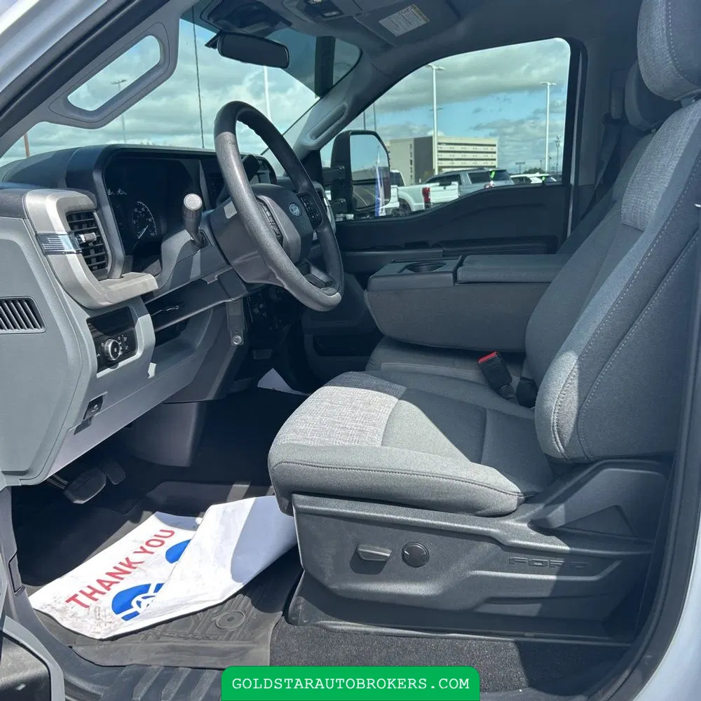 2024 Ford F-350 Super Duty XLT