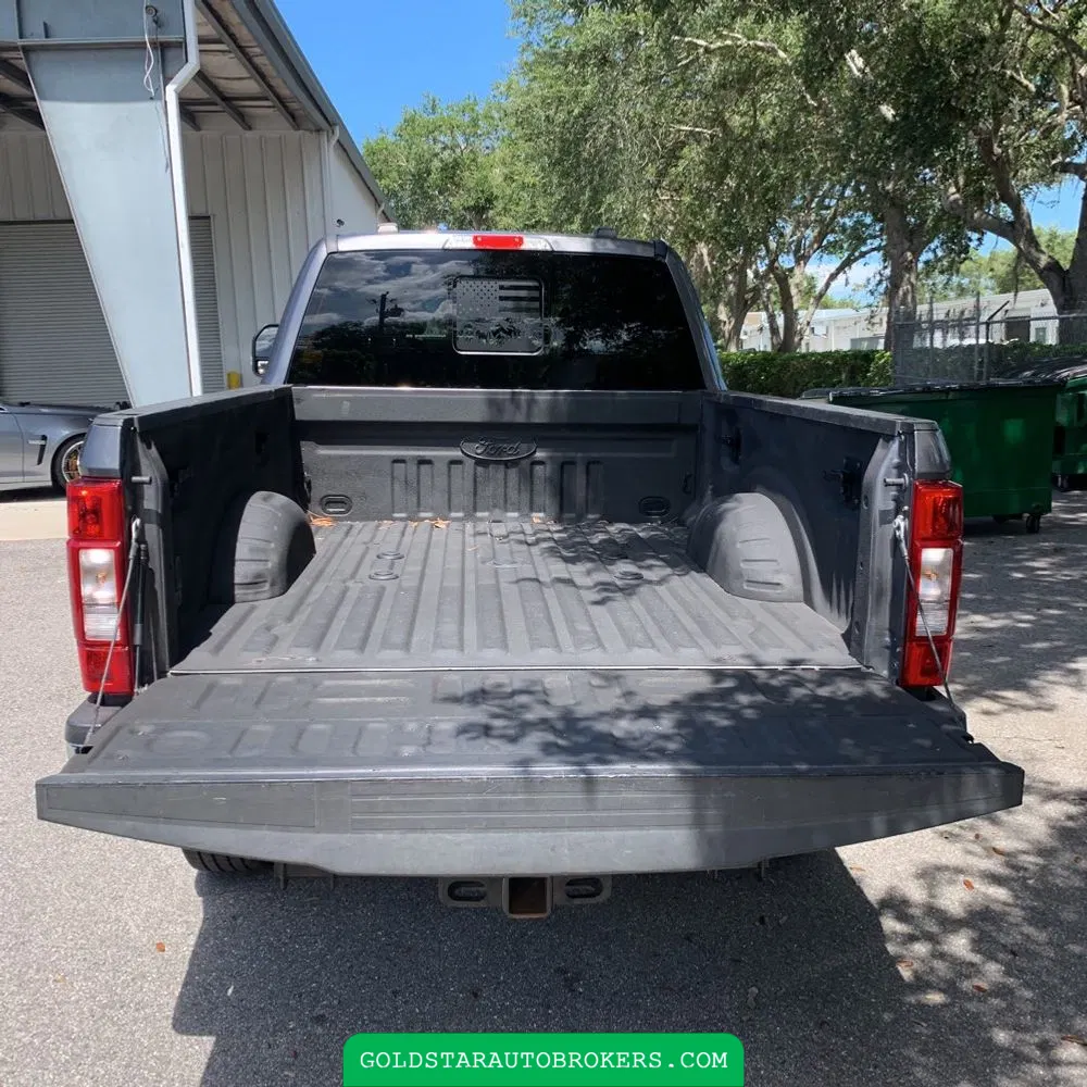 2022 Ford F-350 Super Duty Lariat