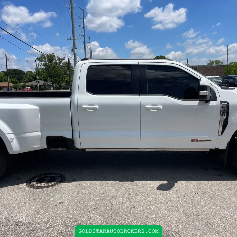 2023 Ford F-350 Super Duty Lariat