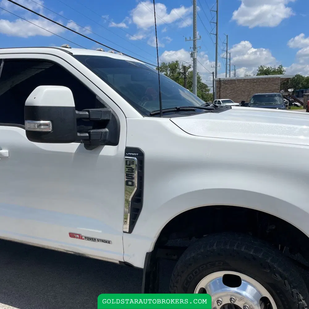 2023 Ford F-350 Super Duty Lariat