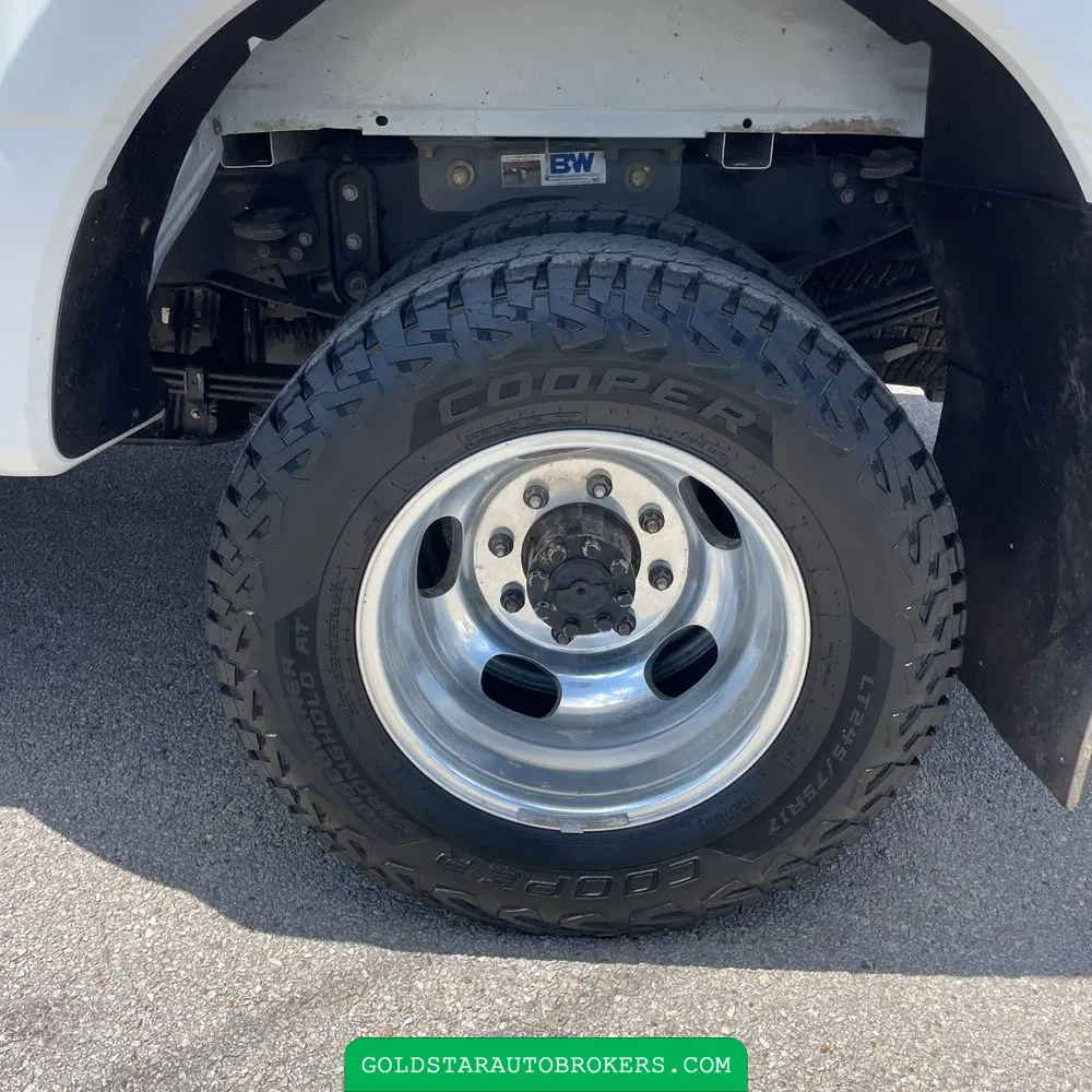 2023 Ford F-350 Super Duty Lariat