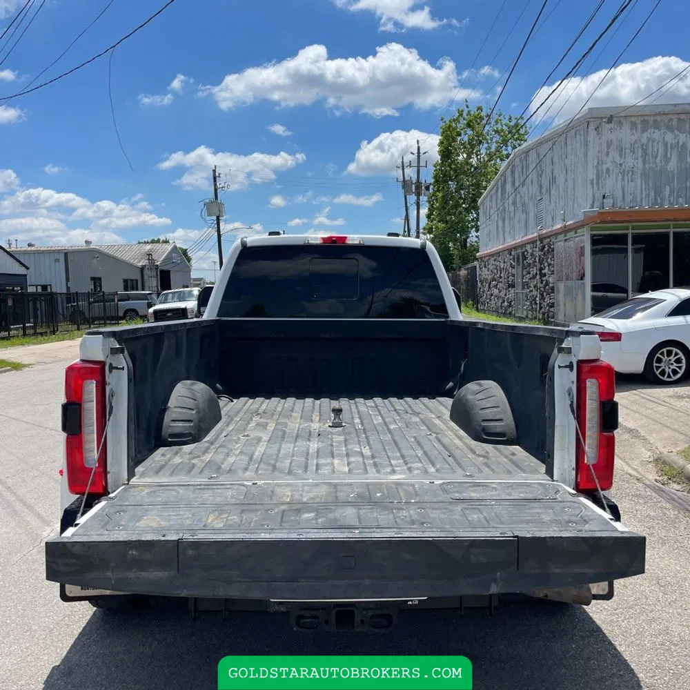 2023 Ford F-350 Super Duty Lariat