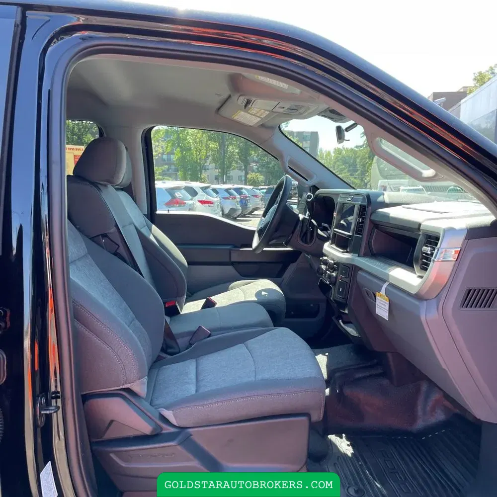 2025 Ford F-350 Super Duty XL