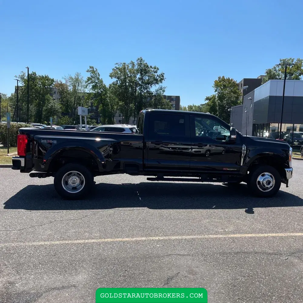 2025 Ford F-350 Super Duty XL