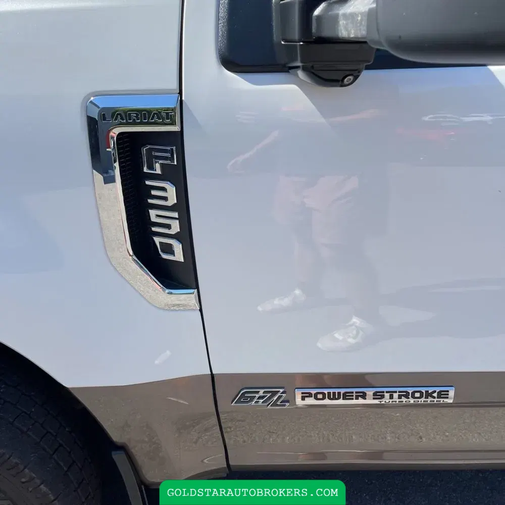 2022 Ford F-350 Super Duty Lariat