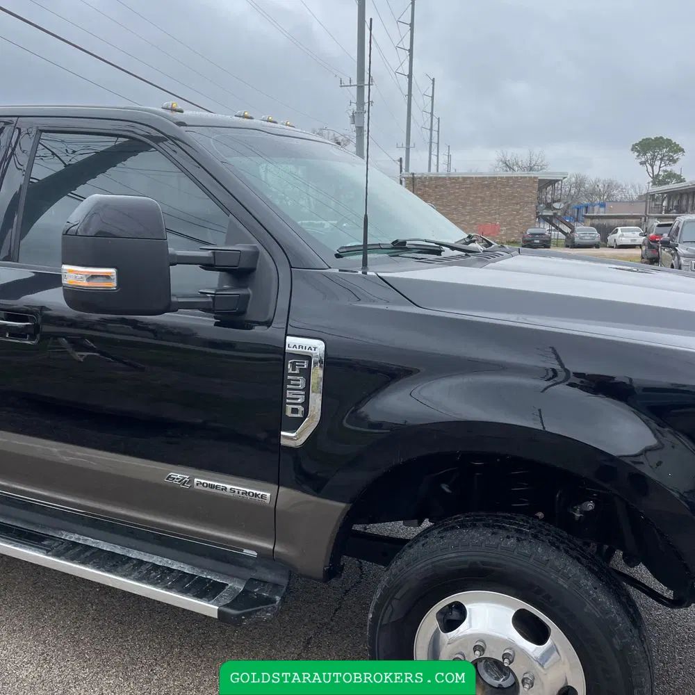 2022 Ford F-350 Super Duty Lariat