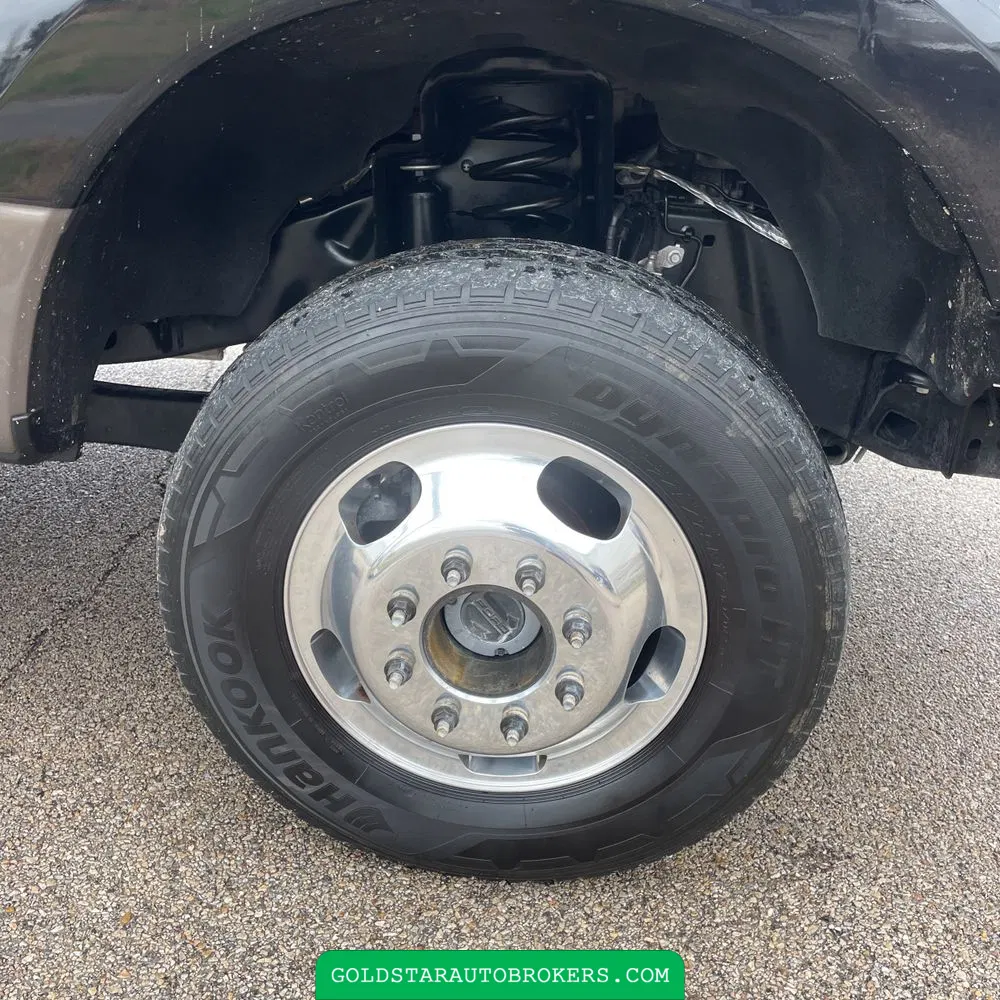 2022 Ford F-350 Super Duty Lariat