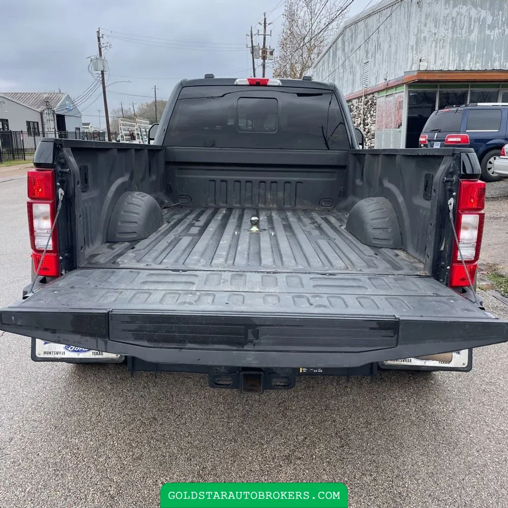 2022 Ford F-350 Super Duty Lariat