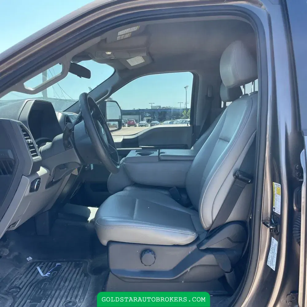 2022 Ford F-350 Super Duty XL