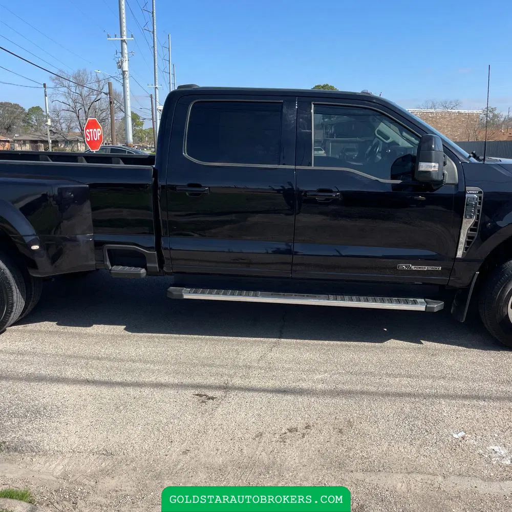 2023 Ford F-350 Super Duty Lariat