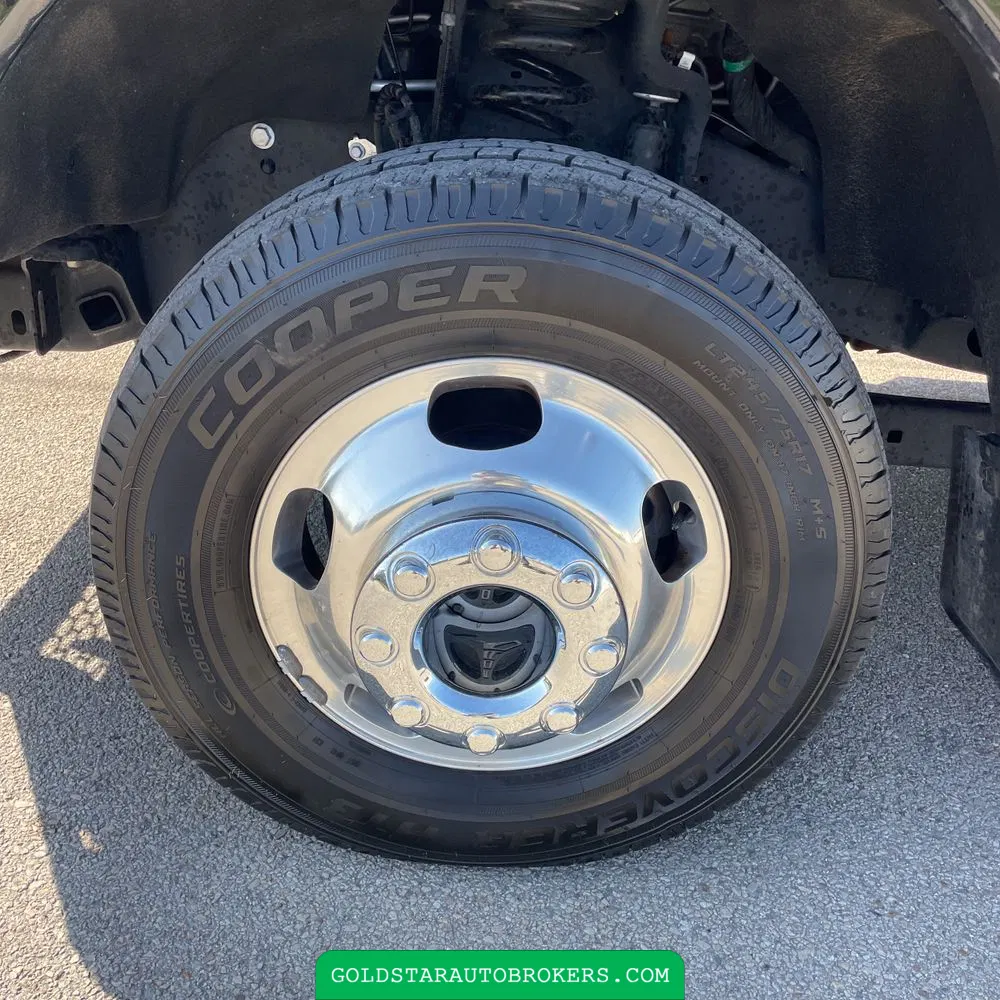 2023 Ford F-350 Super Duty Lariat
