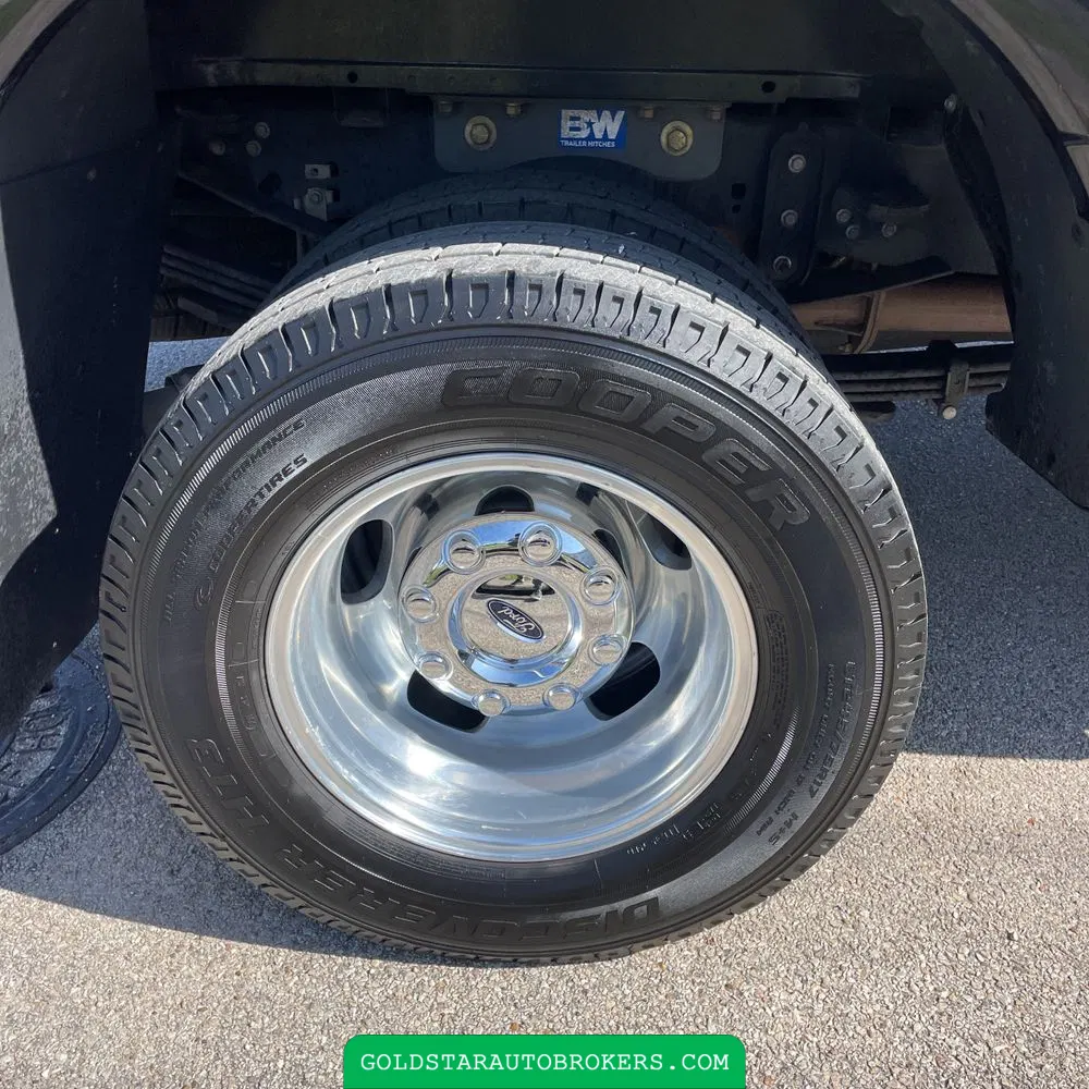 2023 Ford F-350 Super Duty Lariat